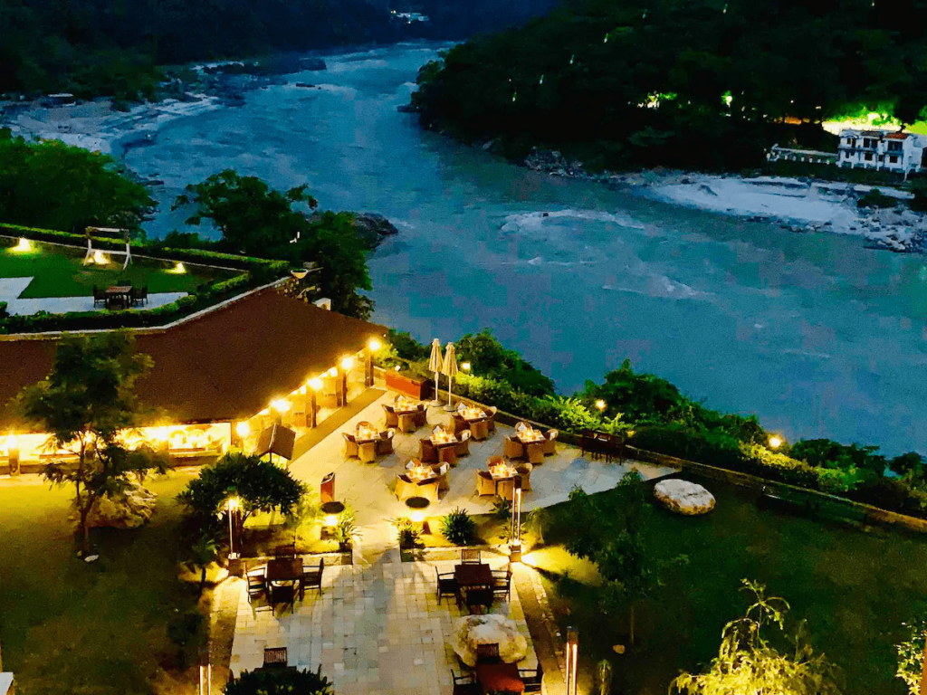 best resort in rishikesh